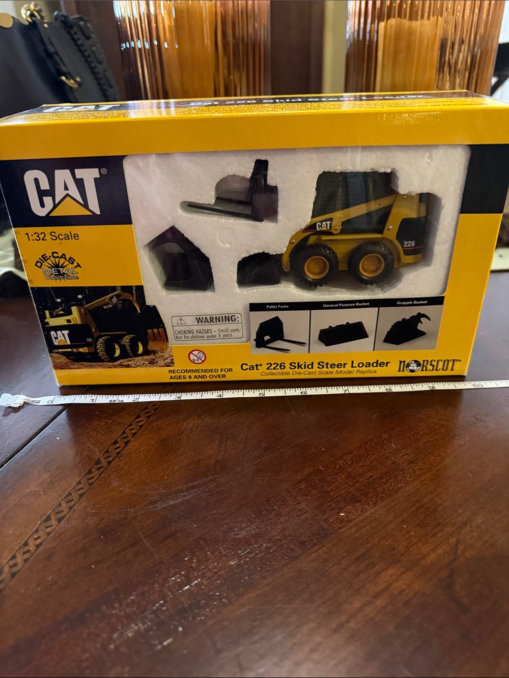 226 Cat Skid Steer Loader Die-Cast Toy - Yellow & Black
